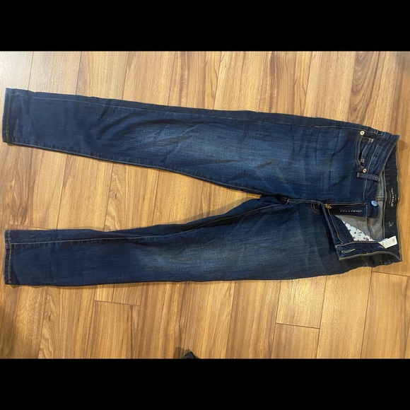 Lucky Brand Jeans - Picture 2 of 4